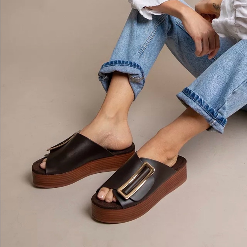 Kelsi Dagger platform sandals - Picture 2 of 13